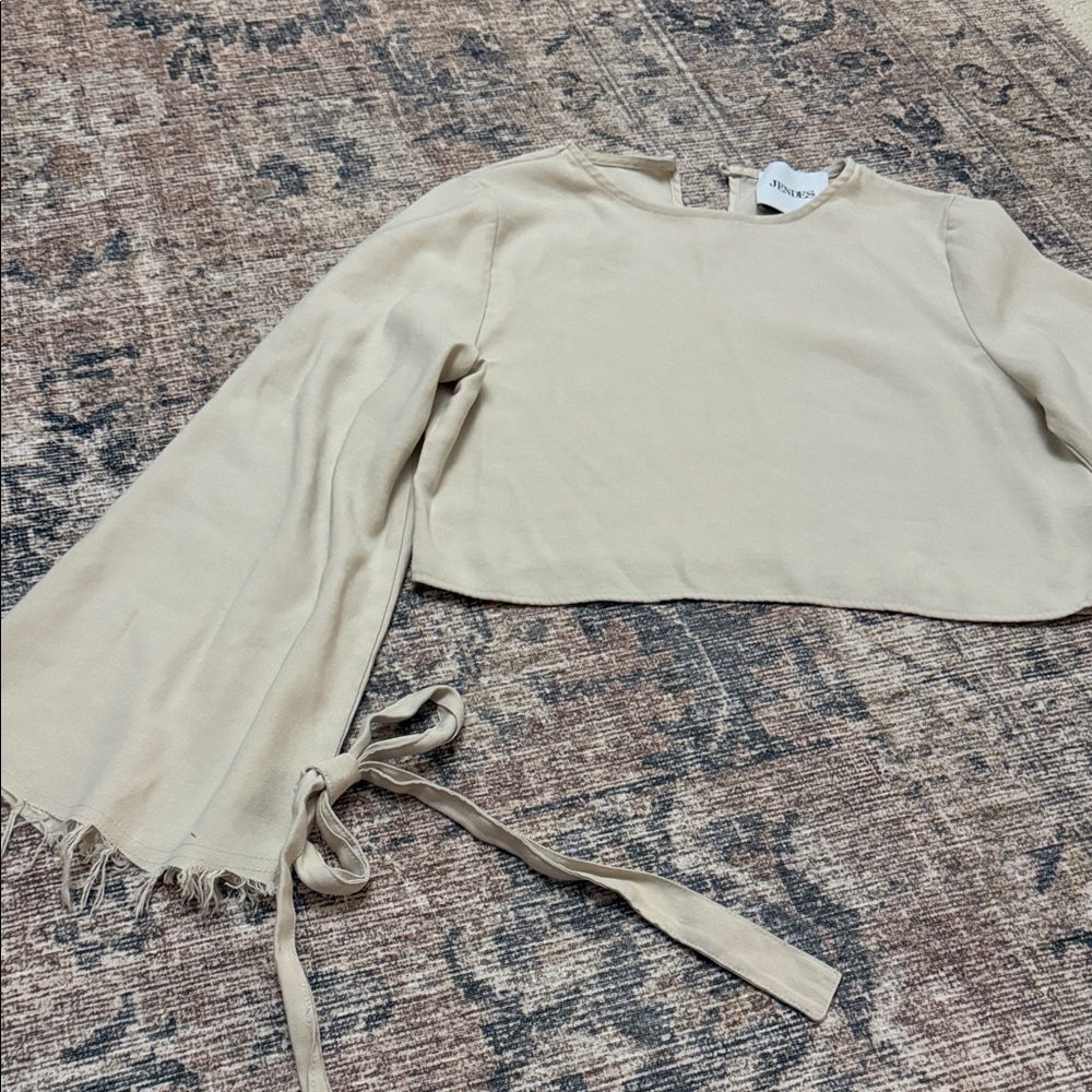 Jendes Flared Sleeve with Bow Tan Crop Blouse Size Medium